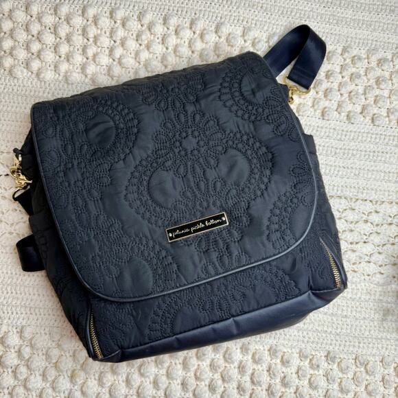 PETUNIA PICKLE BOTTOM Central Park North Boxy Backpack Black - Picture 16 of 16